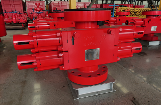 Manual Double Ram BOP Pressure 5000PSI 7-1/16" Oilfield Drilling Blowout Preventer