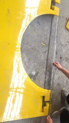 Polyurethane Anti Slip Mat for 37 1/2 inch Rotary Table Drilling Rig 30MM Thickness Yellow Colour 2200MM*1800MM